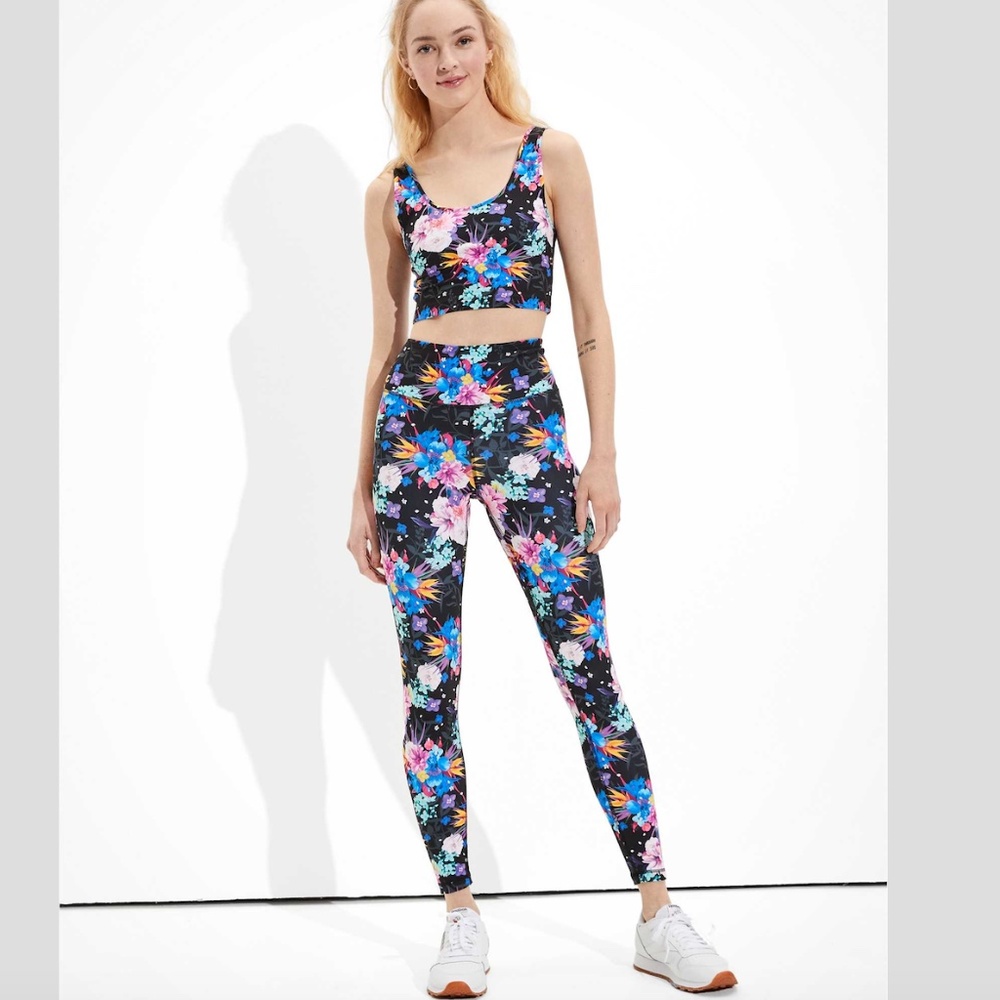BOGO American Eagle Outfitters Floral Black High-Waist Leggings